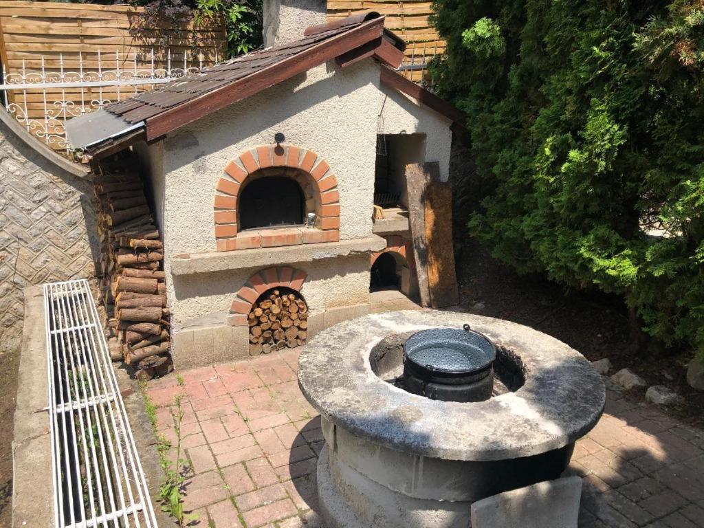 Hotel Brassoi Vendeghaz Miskolc Exterior foto